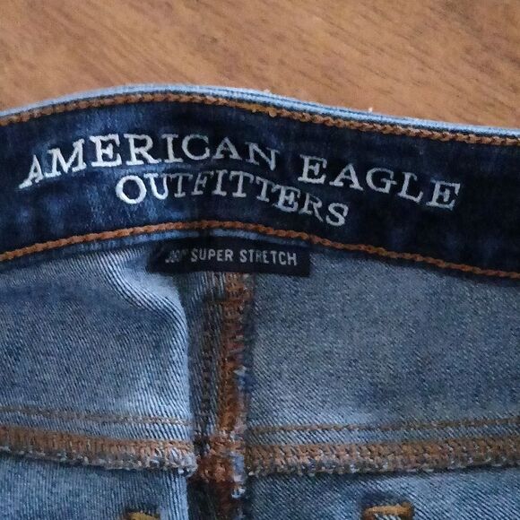 American Eagle Outfitters  360 Super Stretch distressed jeggings  Sz 2 NWOT - Picture 9 of 10